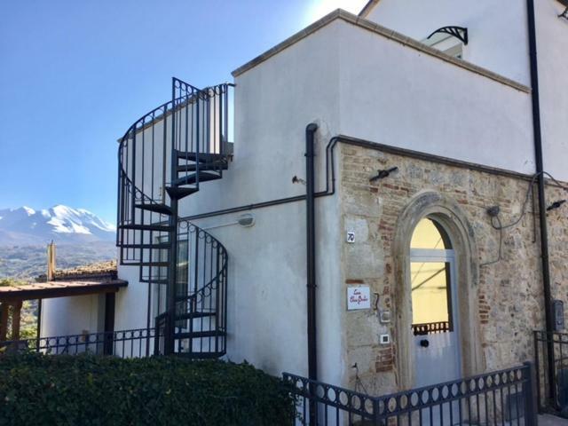 Villa Casa Elvira Basilico San Valentino in Abruzzo Citeriore Exterior foto